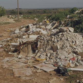 Gradski deponij; divlji ulaz