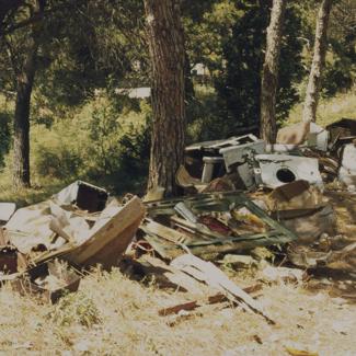 Hrpa smeća uz put od Nina prema Bokanjcu