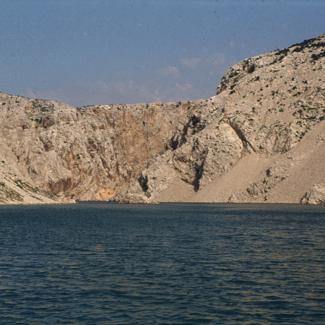 Kanjon; pašnjaci u gornjim tokovima iza Obrovca