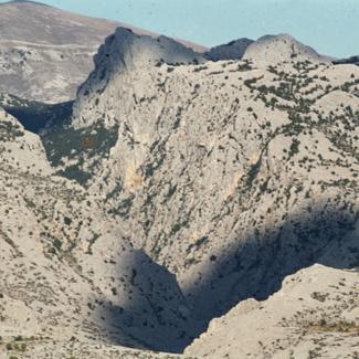 Pogled na proboj Velike Paklenice