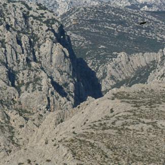 Pogled s mora  teleobjektivom na Malu Pkalenicu