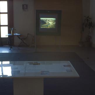 Pano - pesticidi i ekran lijevo u prostoru