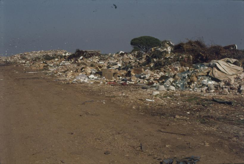 Gradski deponij; hrpa smeća