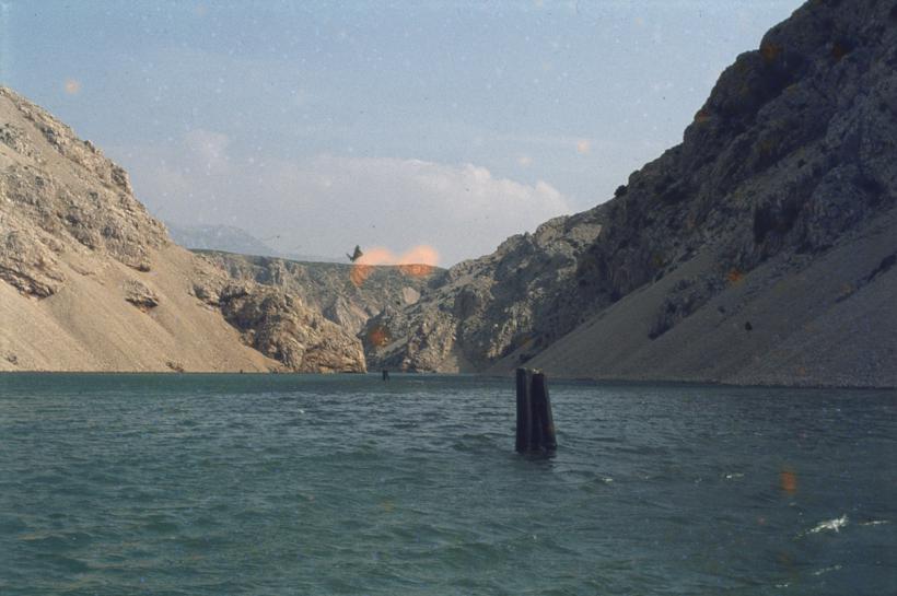 Crni signal u kanjonu Zrmanje