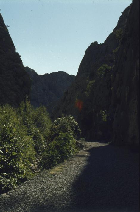 Kroz proboj Velike Paklenice