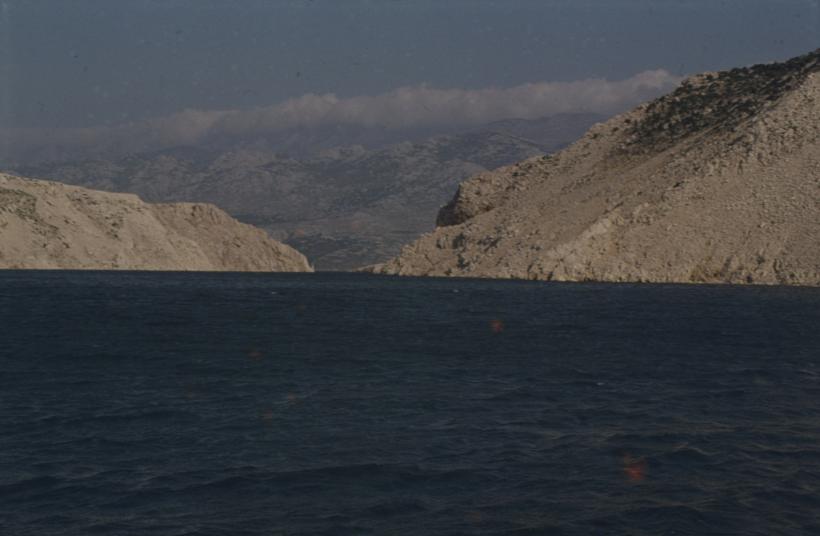 Izlaz iz Masliničkog Zdrila u Podvelebitski kanal