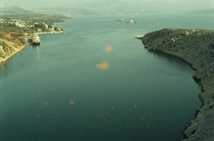 Izlaz iz Ždrila u Novigr. m. sa mosta