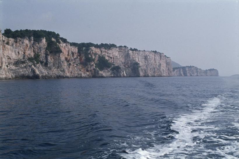 Klifovi; jugo-zapadni dio otoka