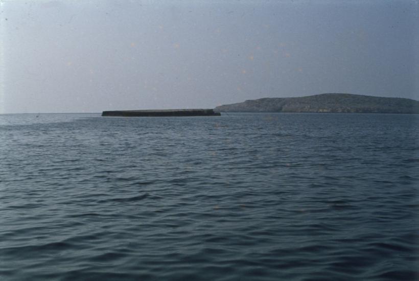 Taljurić - gledan od Dugog otoka