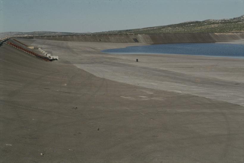 Zapadna taložnica pogled od jugo-ist. ugla; lijevo kolektor
