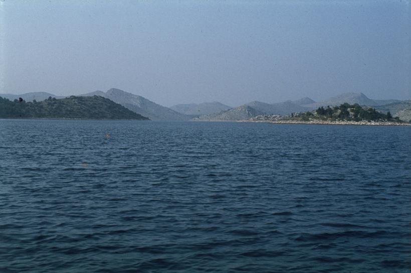 Ošlji rt nasuprot Otočić