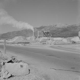Mlin šljunka - gledan s ceste (od dnevnog bazena)