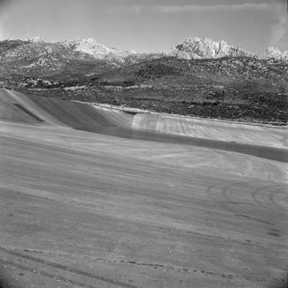Sj. - zap. Dio velike taložnice; pozadina Velebit
