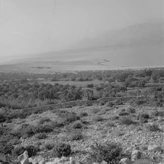 Rana u kršu, ostatak površinskog kopa boksita