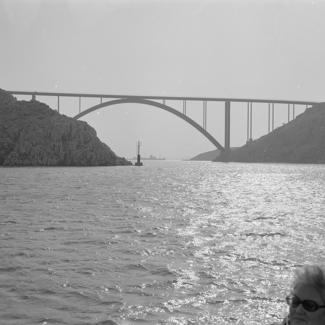 Maslenički most i dio Ždrila; iz Ždrila prema Novigradskom moru