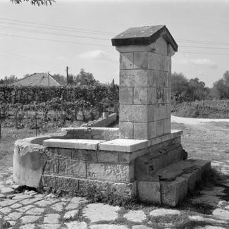 Vrljuga; prema sj. zap. klupa za odmor