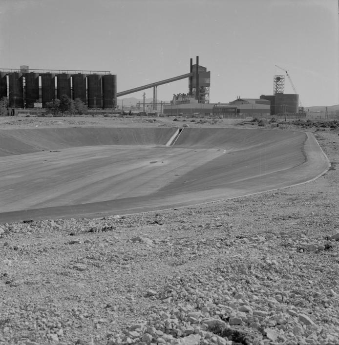 Dnevni bazen - pogled na tvorničko postojenje