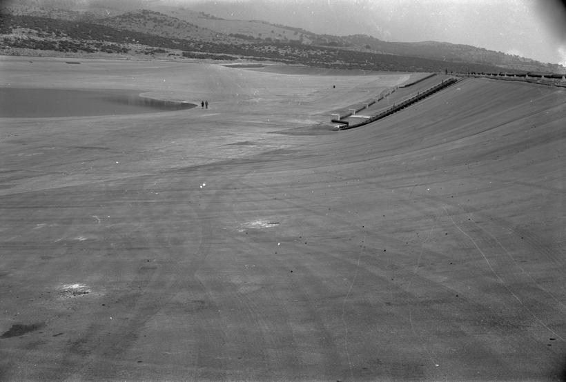 Ispusna postrojenja na juž. str. male taložnice